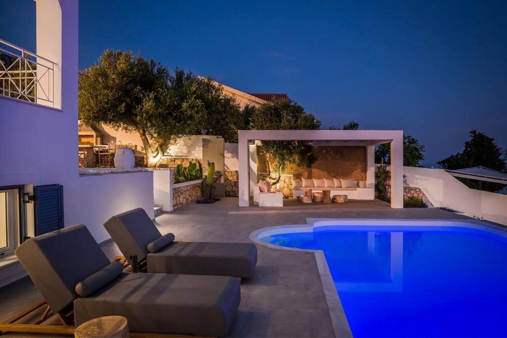 Lourdas White Villa Lourdata  Bagian luar foto