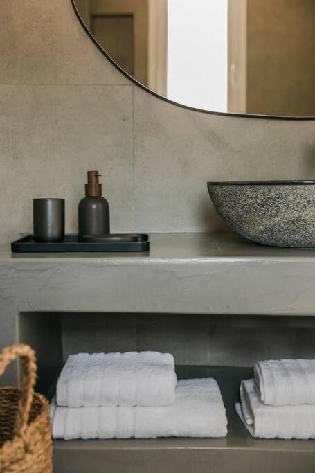 Lourdas White Villa Lourdata  Bagian luar foto